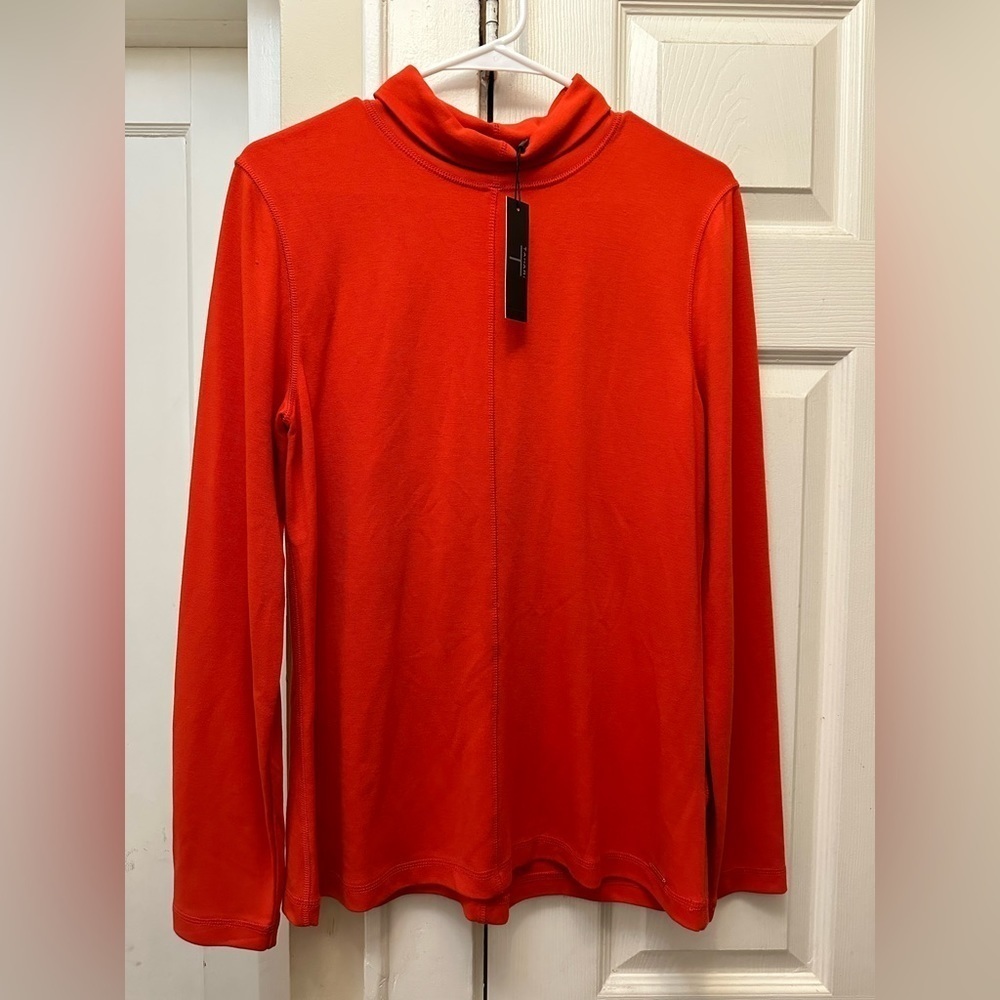 ❤️NWT TAHARI cut and sewn RED color size Medium